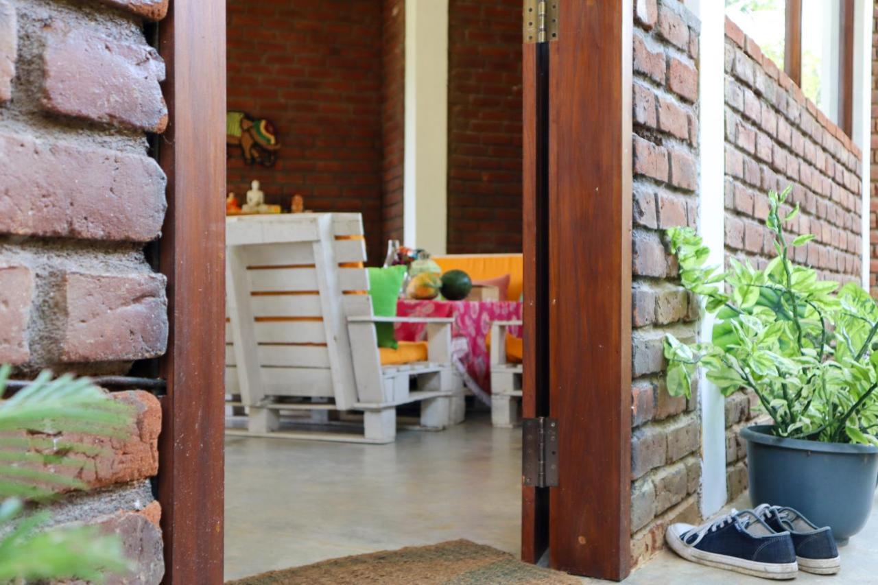 Shambala Retreat Bed & Breakfast Ела Екстериор снимка